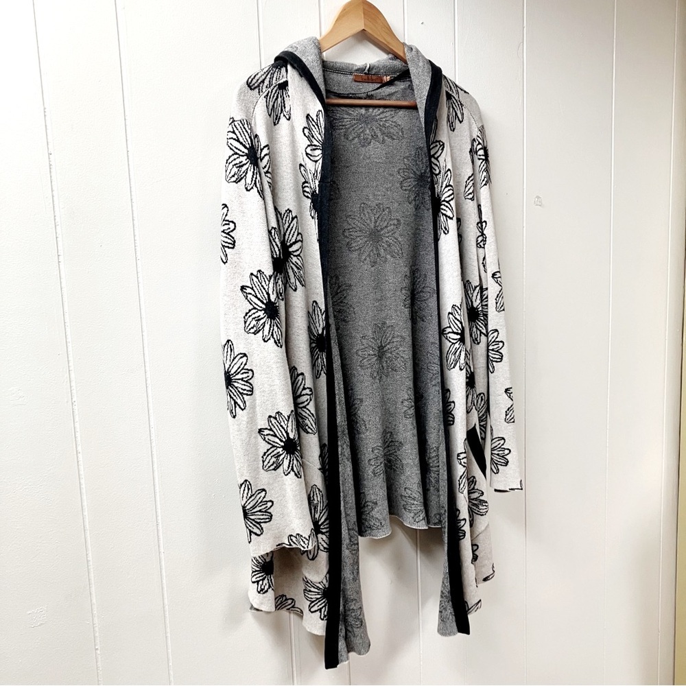 BELLDINI Womens Daisy Print Hooded Cardigan SIZE 2X Lo-Hi Hem Pockets - Picture 7 of 10